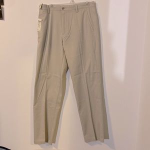Men’s NWT Classic Fit Dockers